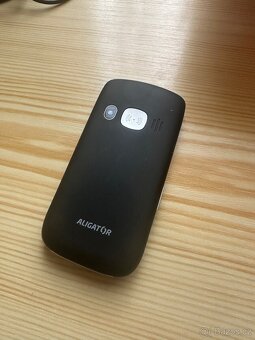 Aligator A 670 - mobilní telefon pro seniory - 3