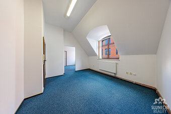 Pronájem kanceláře 28 m² v centru Uherského Hradiště – Hrade - 3
