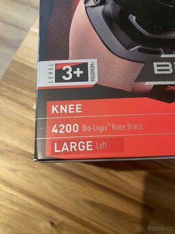 Ortéza na levé koleno McDavid 4200 Bio-Logix L - 3