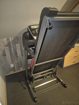Prodám Běžecký pás inSPORTline inCondi T400i - 3