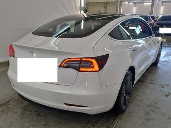 Tesla Model 3 Standard Range Plus RWD - 3