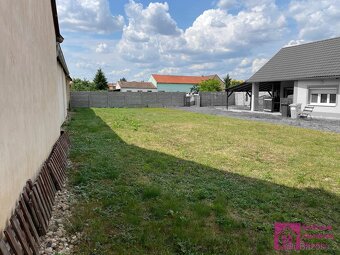 Prodej pozemku pro bydlení, 600 m2 - Drnholec, ev.č. 00121 - 3