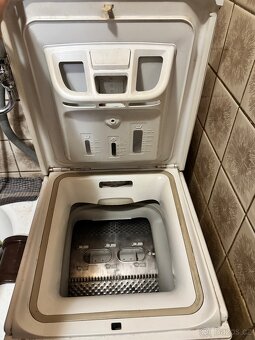 Pračka Whirlpool AWE 50610 – vrchem plněná - 3
