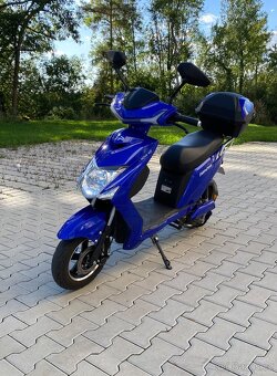 Elektroskutr bez ŘP Elektropower Nova M3 - 3