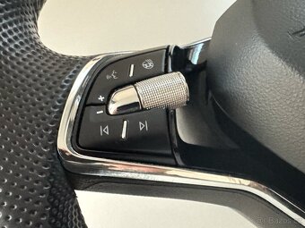Multifunkční volant Škoda - top stav - 3