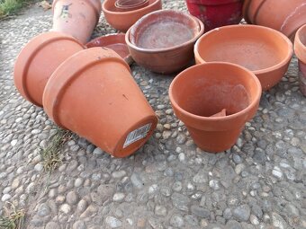 dvě sady květináčů - 3