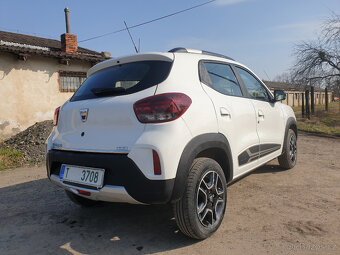 Dacia Spring, dojezd 150-250km - 3