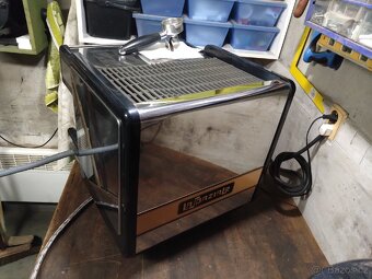 Profesionální kávovar LaSpaziale - 3