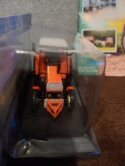 Zetor 8011 - ursus c385 Kultovní traktory 1:43 - 3