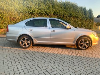 ŠKODA OCTAVIA 2 - 3