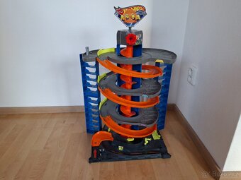 Garáž Hotwheels - 3