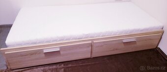 Postel s Madrací a Úložným Prostorem - 3