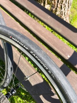Zapletená kola Shimano WH-R500 - 3
