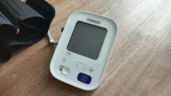 Tlakoměr Omron M3 (HEM-7154-E) - 3