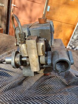 hydraulický rozvaděč bruska BPV 300 - 3