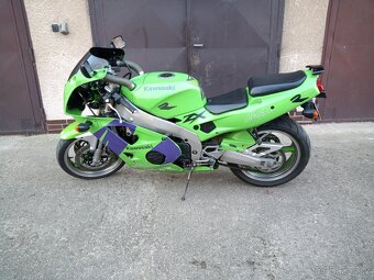 Kawasaki ZXR 400 - 3
