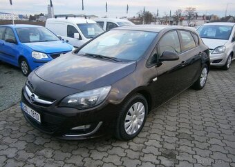 Opel Astra 1.4i 16v 88kw,CZ,serviska benzín manuál 88 kw - 3