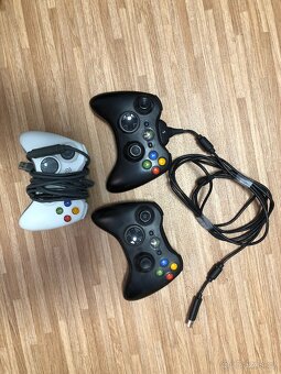 Xbox 360 a příslušenství - 3