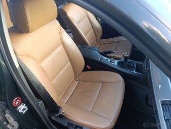 BMW E60 interiér - 3