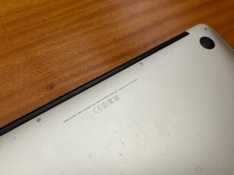 Apple MacBook Air 13” - 3