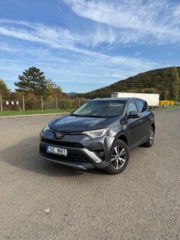 Toyota RAV4 - 3