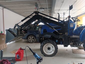 Malotraktor 4x4 Jimna 254E + vyvážecí vlek vahva - 3