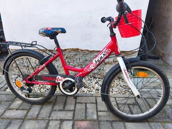 Dívčí kolo 20" - 3