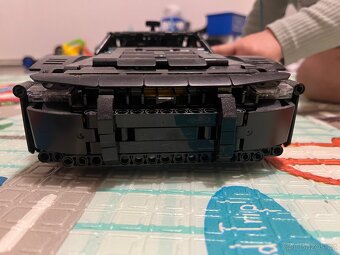 Lego Technic 42127 , 42124 - 3