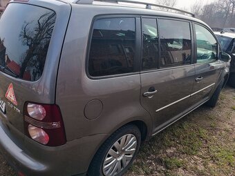 Náhradní díly VW Touran 2.0TDI 125kW BMN r.v.07 - 3