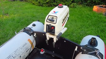 Nafukovací motorový člun - 3