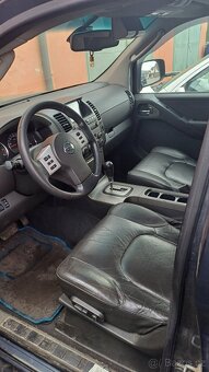 Nissan Pathfinder - 3