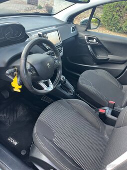 Peugeot 208 1,2 Allure 81 kw - 3
