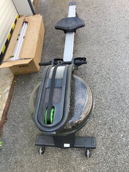 Veslovací trenažér TUNTURI R80W - Zánovní - 3