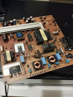 Díly LG 42LB561V - 3