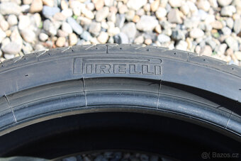 Prodám 1ks letní pneu Pirelli P-ZERO 245/35/21 96Y RUN/FLAT - 3