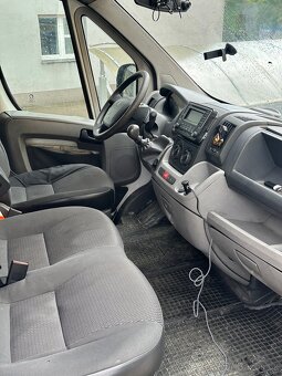 Citroen Jumper 2.2 2010 rok - 3