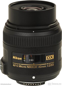 AF-S Micro nikkor 40mm/2,8G plus krytky - 3