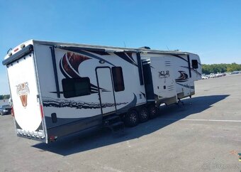 2013 USA obytný návěs forest river thunderbolt 395A xlr - 3