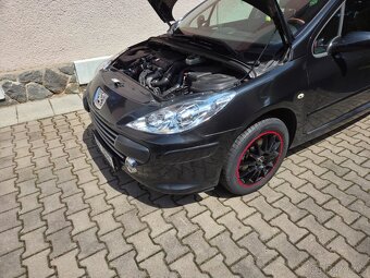 Peugeot 307 SW, 1.6 HDIF 16V diesel - 3