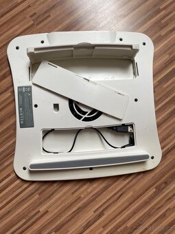 Chladicí podložka pod notebook Belkin bílá – USB připojení - 3