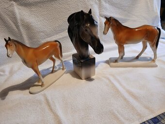 Porcelánové sošky koní - 3
