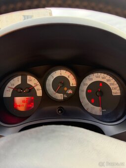 SEAT LEON FR 2.0 TDI 155kW Nová STK - 3
