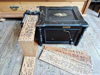 Starožitný hrací stroj, flašinet MANOPAN,  1887 - 1900 - 3