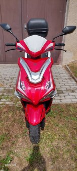 Yuki Falcon 125i - 3