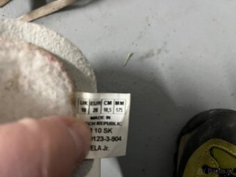 Prodej ledních dívčích dámských bruslí,velikost 28,33,34 - 3