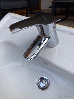 Umyvadlo s baterií - 3