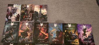 Prodám knižní sérii Lone Wolf - 3