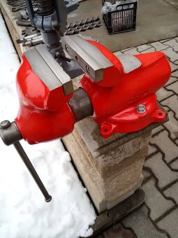 Svěrák Zn.York 150 - 3