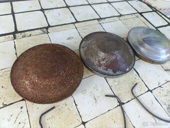 Plechové poklice Peugeot 202 - 3