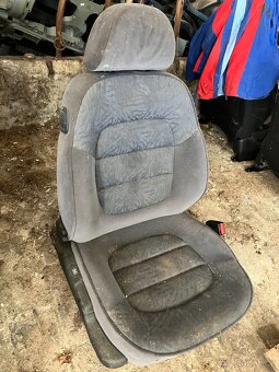 Peugeot 406 kupé sada sedaček - 3